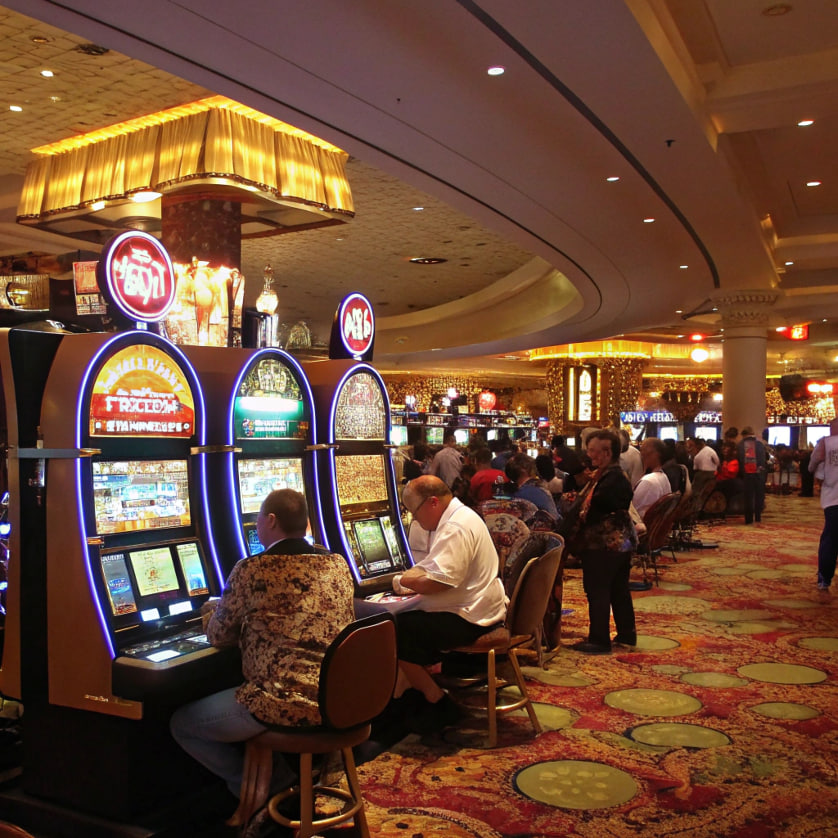 dduu-Game-Slots